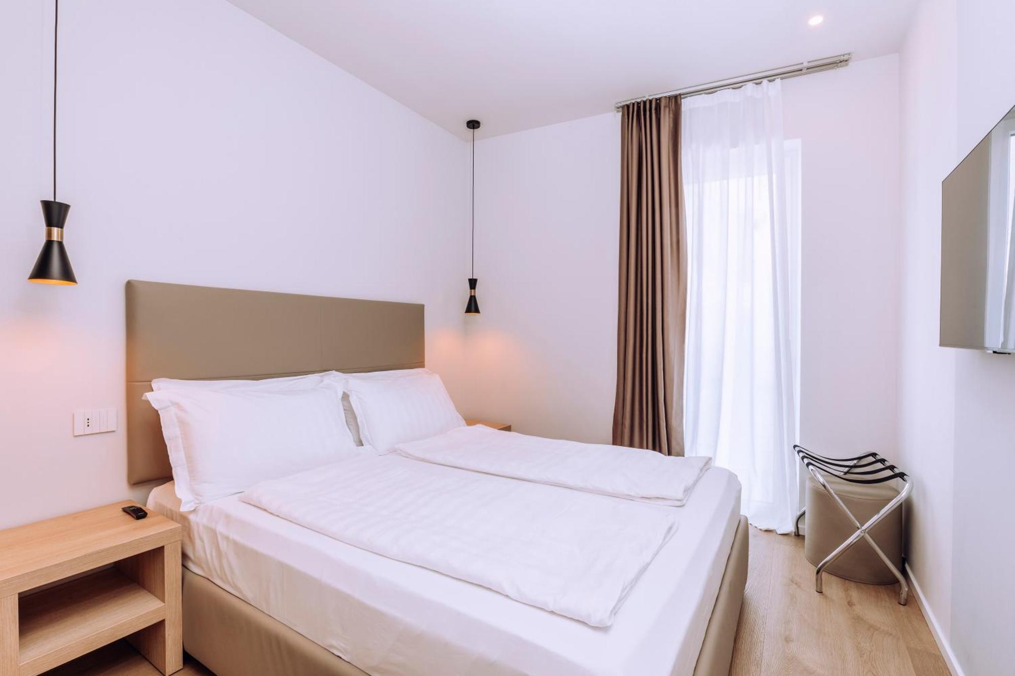 Ah Porticcioli Boutique Apartments San Felice del Benaco Exteriér fotografie