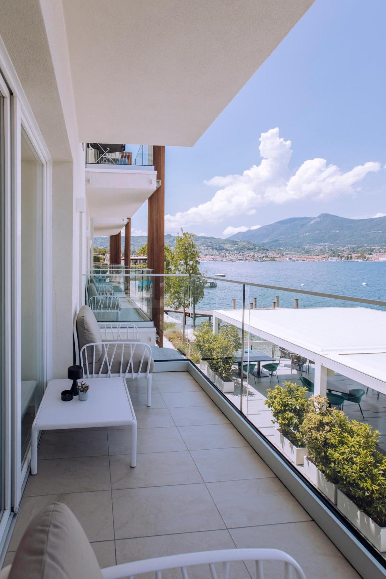 Ah Porticcioli Boutique Apartments San Felice del Benaco Exteriér fotografie
