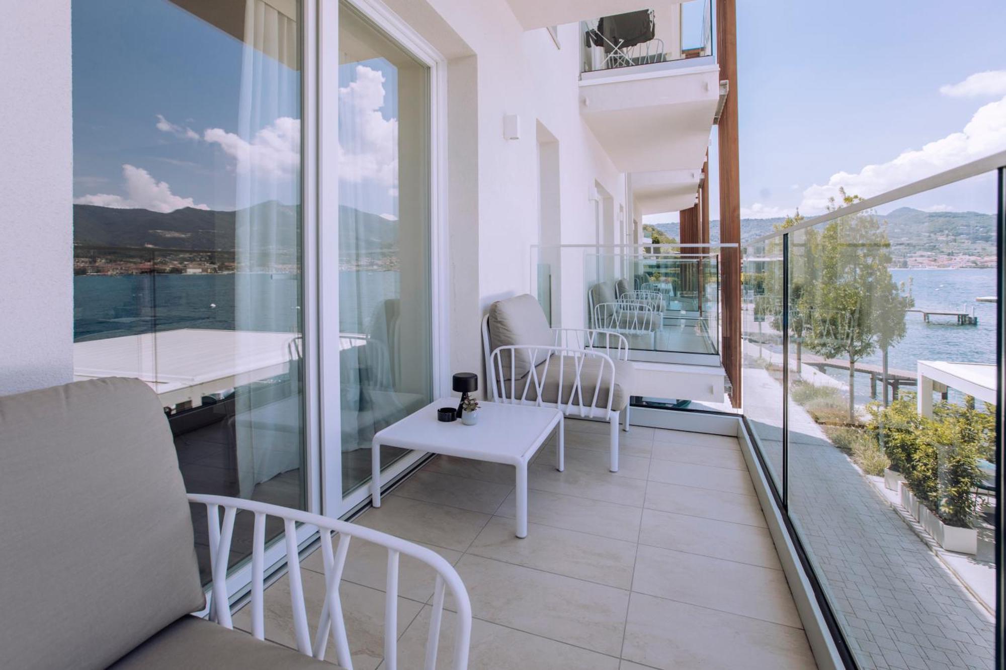 Ah Porticcioli Boutique Apartments San Felice del Benaco Exteriér fotografie