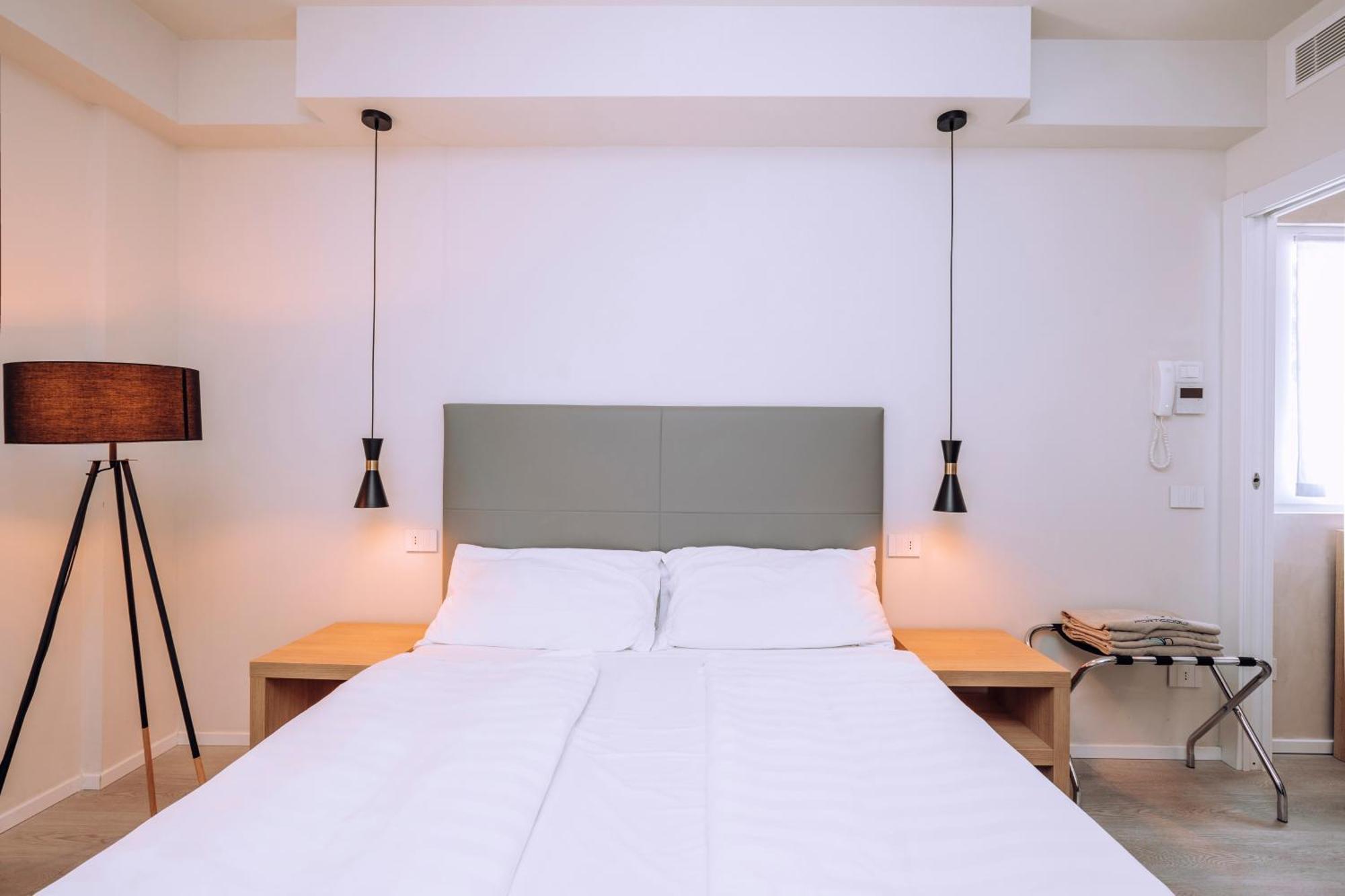 Ah Porticcioli Boutique Apartments San Felice del Benaco Exteriér fotografie