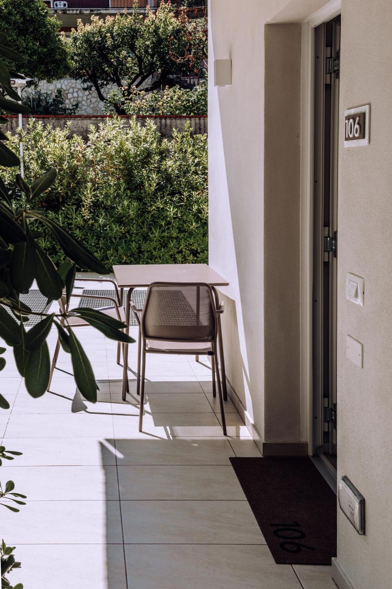 Ah Porticcioli Boutique Apartments San Felice del Benaco Exteriér fotografie